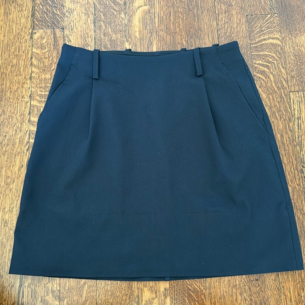 Navy Lululemon skirt